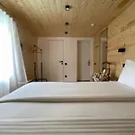 Hotel Gremi *