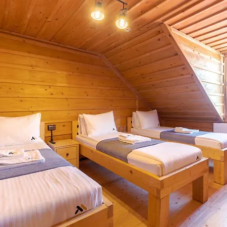 Hotel Gremi *