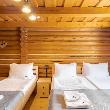 Gremi Hotel *